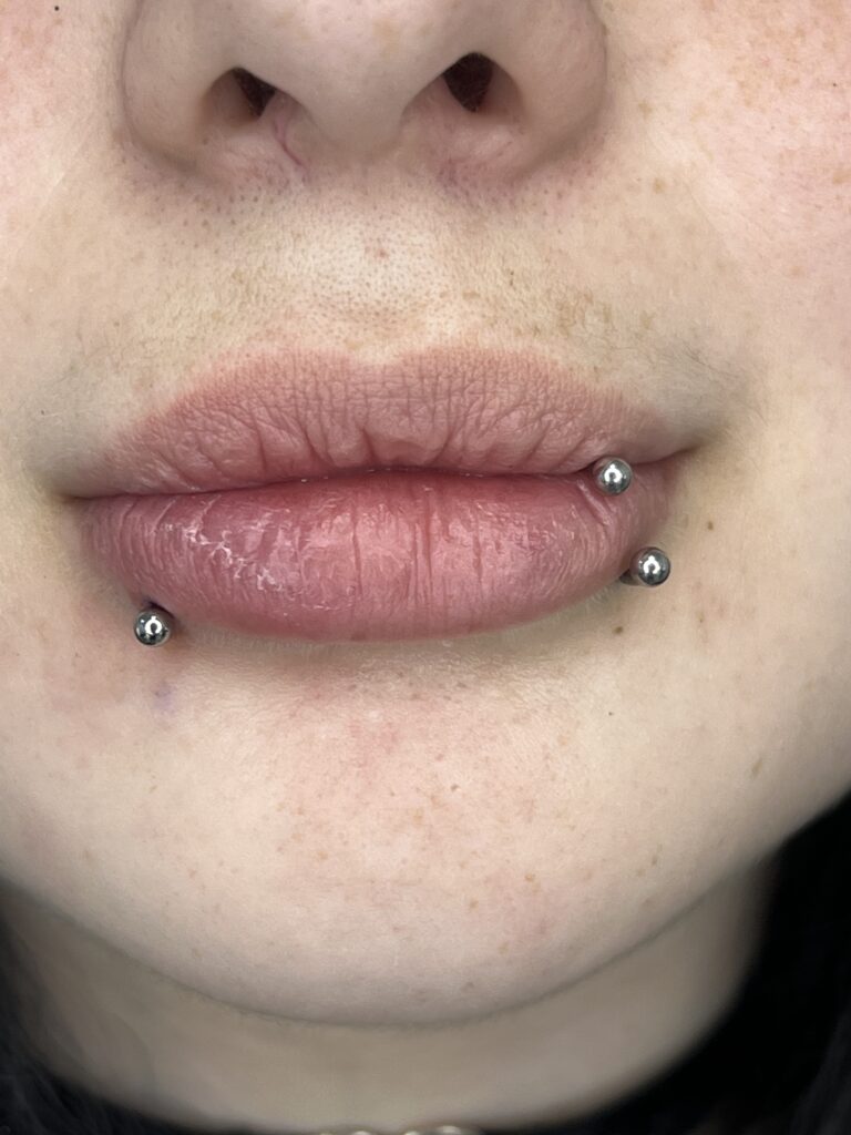 piercing labio Camilo Barreto