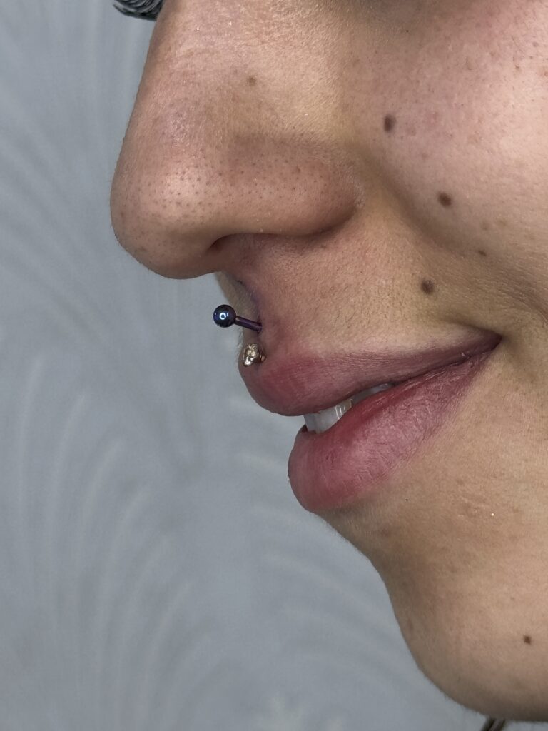 Medusa piercing Camilo Barreto